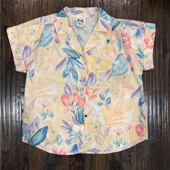 Tapestry Tops - Pastel Yellow Floral Button-Front Women’s Blouse
